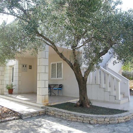 Apartments Maslina لومباردا الغرفة الصورة